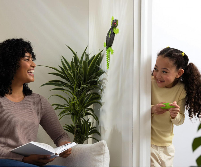 Радіокерована Іграшка HEX BOTS Wall Crawler Gecko